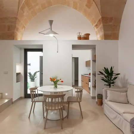 Holiday home Casa Shirocco *