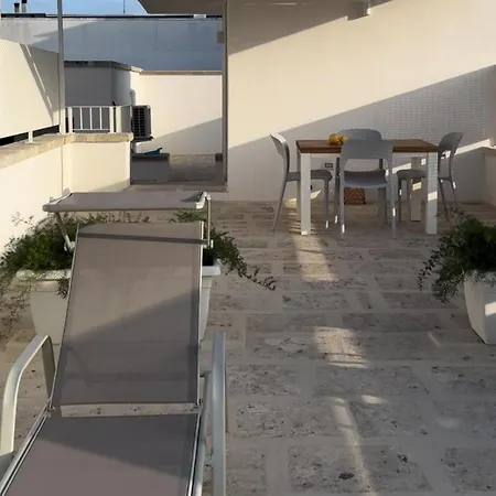 Holiday home Casa Shirocco *